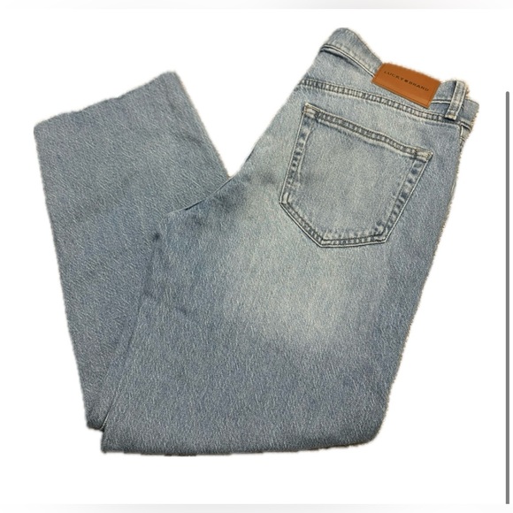 Lucky Brand Mid-Rise Boy Relaxed Straight Pants Light Wash Size 8/29R EUC - Picture 1 of 7